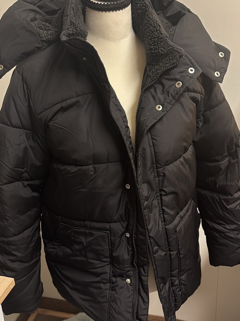 KBlack Puffer Coat with Sherpa Lining